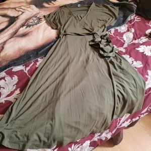 Old Navy wrap dress